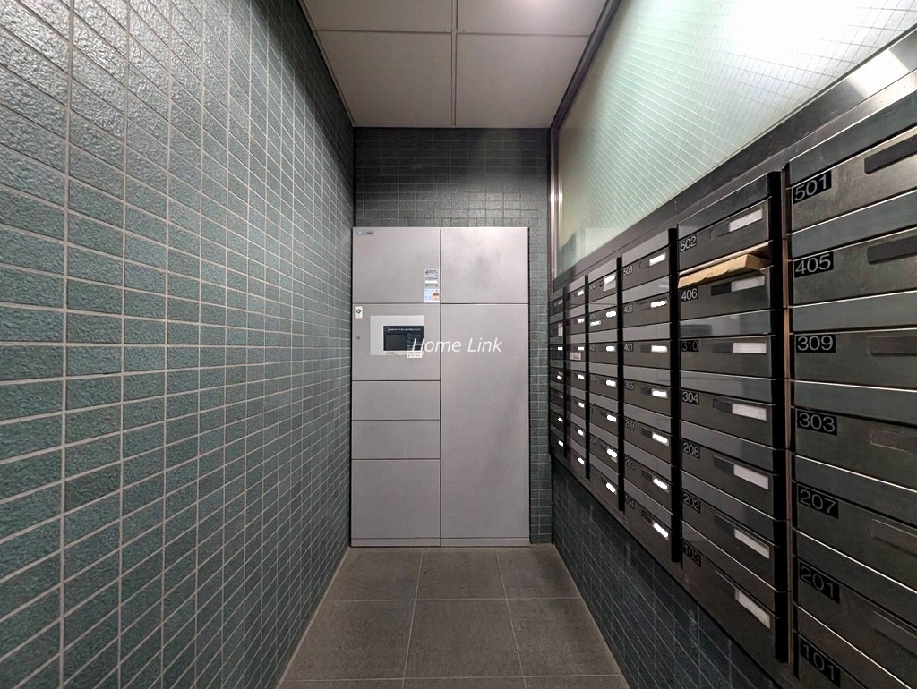 クアトロウーノ城北中央公園　宅配ボックス